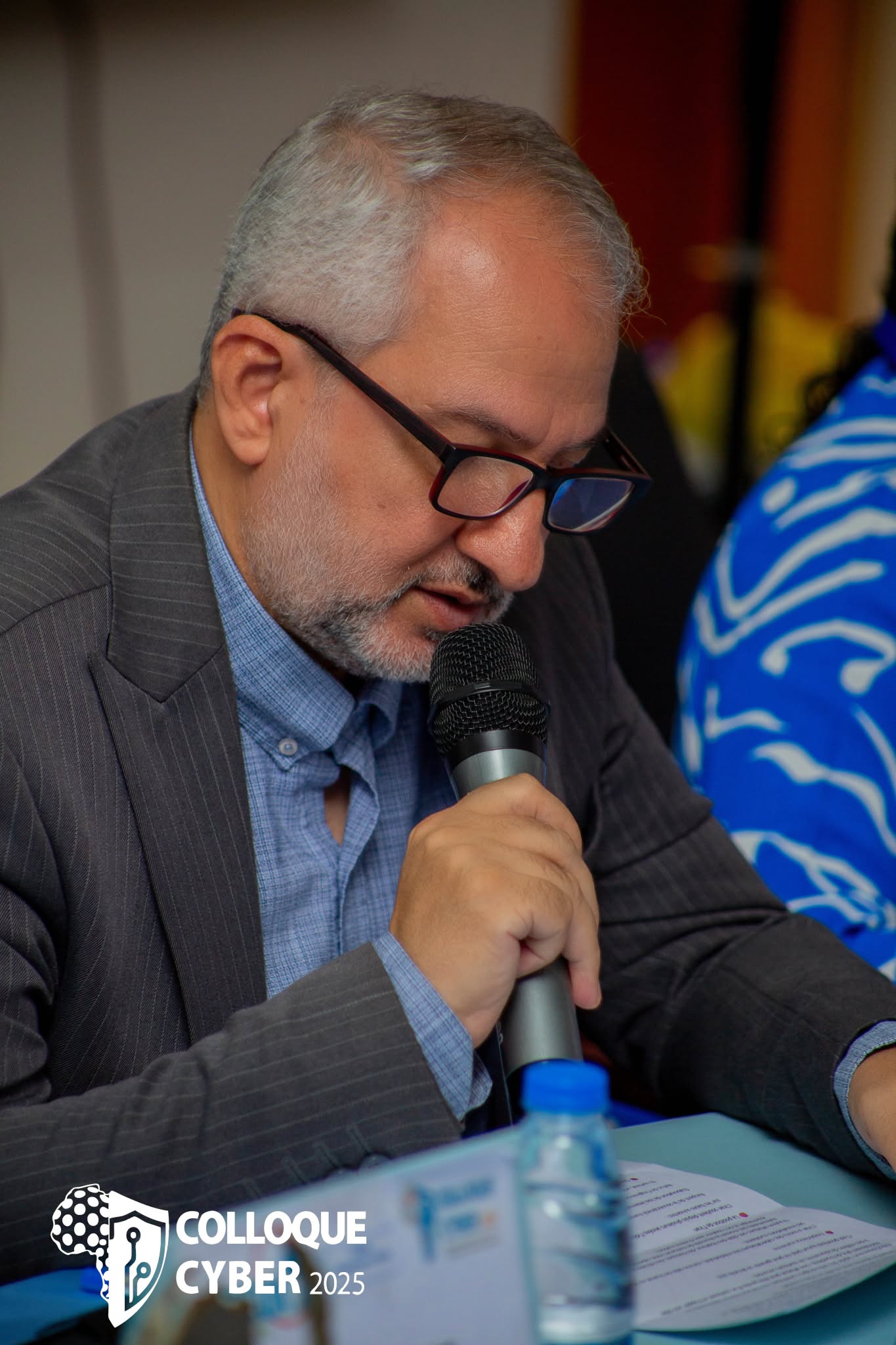 Portrait de Représentant de l’Ambassadeur d’Iran